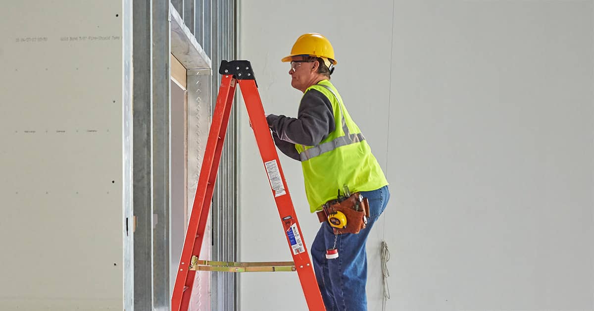 climbing ladder safety